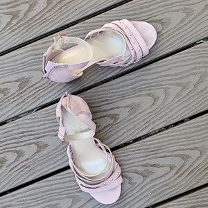 Soft pink Lauren Conrad chunky heels